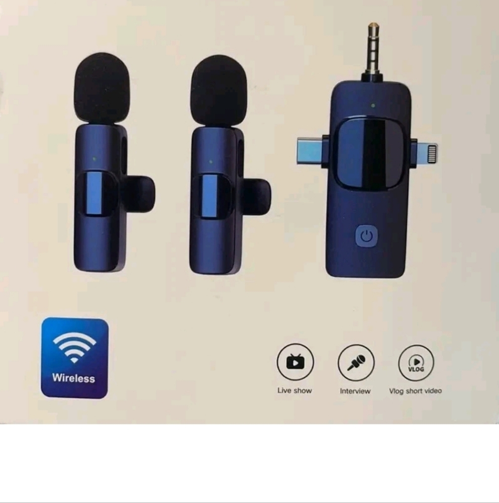 NWT Multifunctional Wireless Microphone For IPhone/iPad/Android Laptop PC